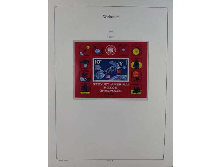 1969/2019, MNH collection of stamps and souvenir/mini/de luxe sheets in seven binders, comprising a wide range of attractive 