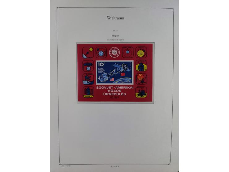 1969/2019, MNH collection of stamps and souvenir/mini/de luxe sheets in seven binders, comprising a wide range of attractive 