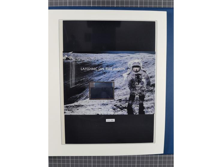 1969/2019, MNH collection of stamps and souvenir/mini/de luxe sheets in seven binders, comprising a wide range of attractive 