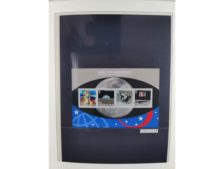 1969/2019, MNH collection of stamps and souvenir/mini/de luxe sheets in seven binders, comprising a wide range of attractive 