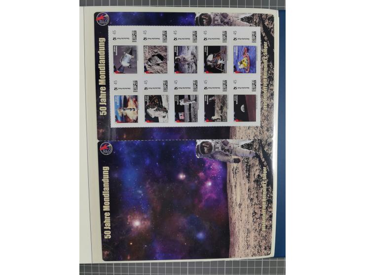 1969/2019, MNH collection of stamps and souvenir/mini/de luxe sheets in seven binders, comprising a wide range of attractive 