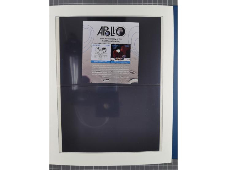 1969/2019, MNH collection of stamps and souvenir/mini/de luxe sheets in seven binders, comprising a wide range of attractive 