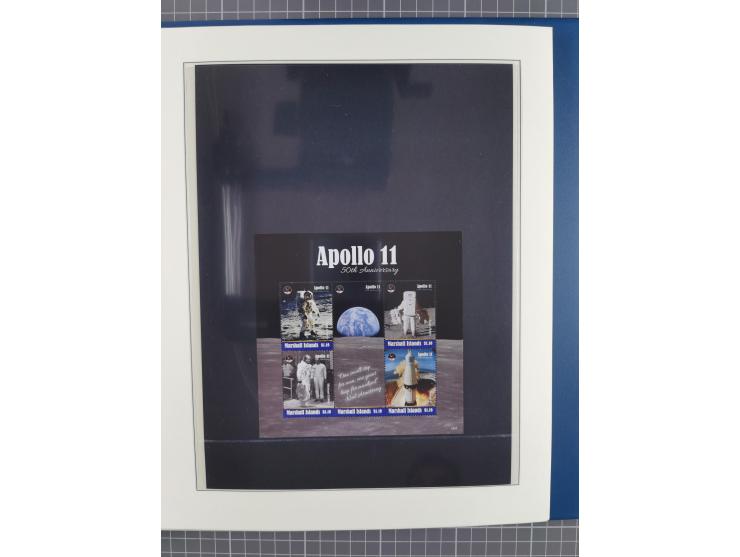 1969/2019, MNH collection of stamps and souvenir/mini/de luxe sheets in seven binders, comprising a wide range of attractive 