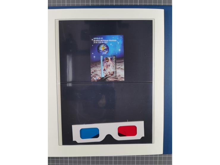 1969/2019, MNH collection of stamps and souvenir/mini/de luxe sheets in seven binders, comprising a wide range of attractive 