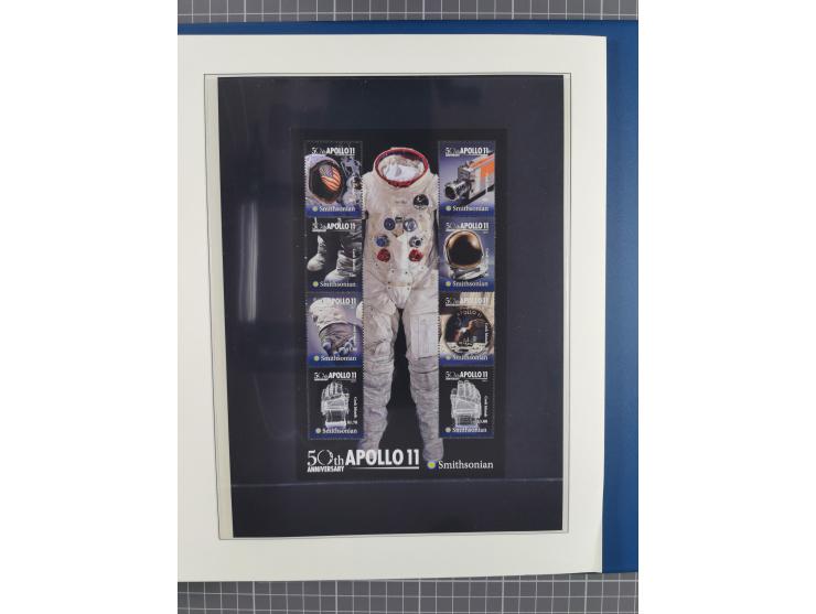 1969/2019, MNH collection of stamps and souvenir/mini/de luxe sheets in seven binders, comprising a wide range of attractive 