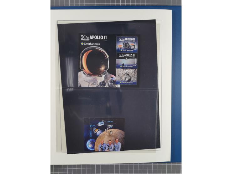 1969/2019, MNH collection of stamps and souvenir/mini/de luxe sheets in seven binders, comprising a wide range of attractive 