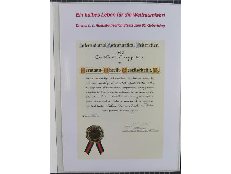 1962/2019, thematic collection with commemorative covers/cards and some MNH material, incl. imperfs, Romania 1971 Sojuz 11 so