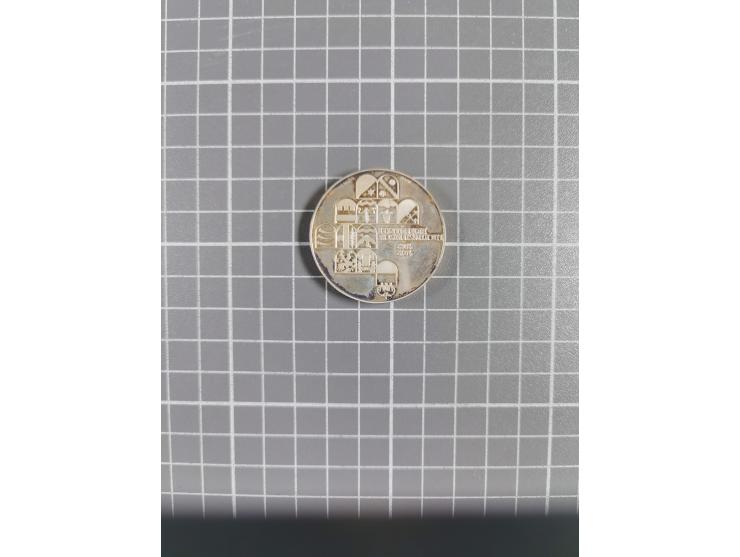 MEDALS from Harry von Hofmann of Hamburg (1931–2021).&nbsp;This is the second of three lots offering medals from his active t