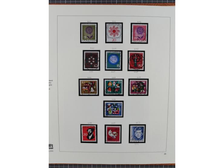 1949/1968, postfrische und gestempelte Sammlung im Ringbinder, parallel in beiden Erhaltungen geführt, Posthorn-Satz postfris