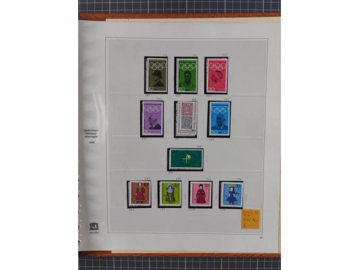 1949/1968, postfrische und gestempelte Sammlung im Ringbinder, parallel in beiden Erhaltungen geführt, Posthorn-Satz postfris