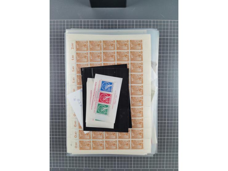 1923/1962, meist postfrischer reichhaltiger Bestand ab Danzig mit einem guten Teil Berlin bis Bundesrepublik, dabei Bögen und