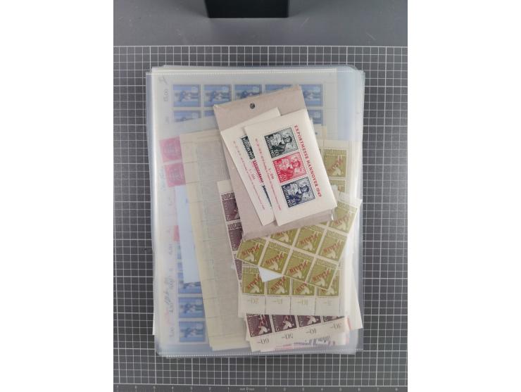 1923/1962, meist postfrischer reichhaltiger Bestand ab Danzig mit einem guten Teil Berlin bis Bundesrepublik, dabei Bögen und