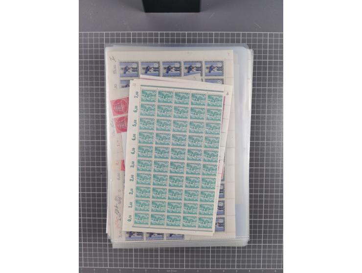 1923/1962, meist postfrischer reichhaltiger Bestand ab Danzig mit einem guten Teil Berlin bis Bundesrepublik, dabei Bögen und