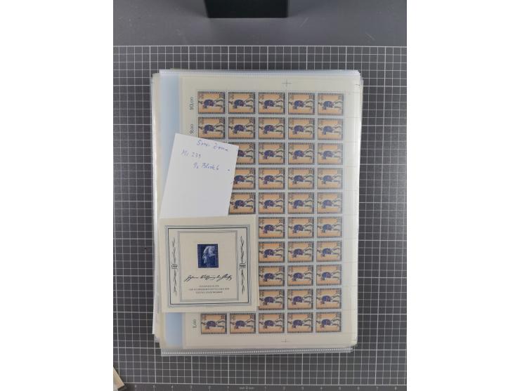 1923/1962, meist postfrischer reichhaltiger Bestand ab Danzig mit einem guten Teil Berlin bis Bundesrepublik, dabei Bögen und