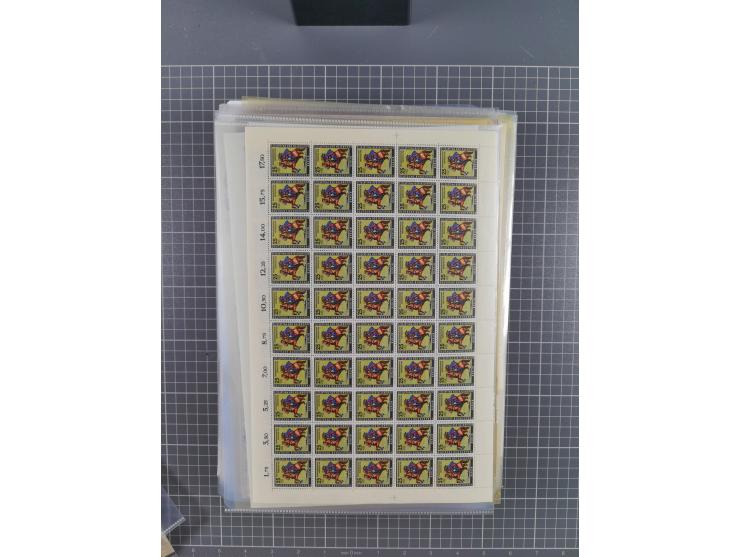 1923/1962, meist postfrischer reichhaltiger Bestand ab Danzig mit einem guten Teil Berlin bis Bundesrepublik, dabei Bögen und