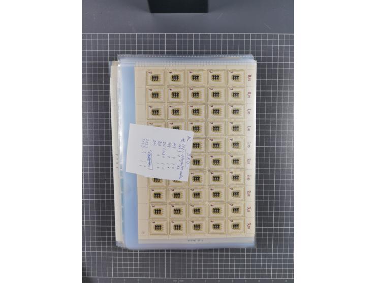 1923/1962, meist postfrischer reichhaltiger Bestand ab Danzig mit einem guten Teil Berlin bis Bundesrepublik, dabei Bögen und