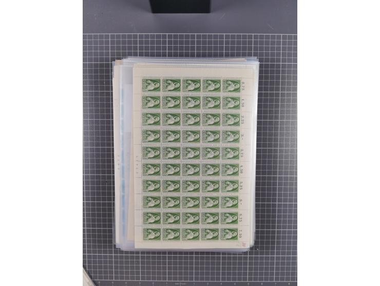 1923/1962, meist postfrischer reichhaltiger Bestand ab Danzig mit einem guten Teil Berlin bis Bundesrepublik, dabei Bögen und