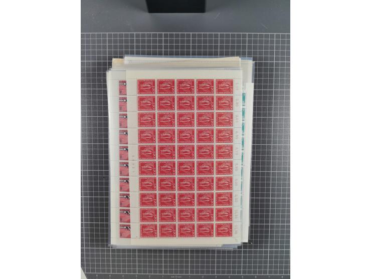 1923/1962, meist postfrischer reichhaltiger Bestand ab Danzig mit einem guten Teil Berlin bis Bundesrepublik, dabei Bögen und