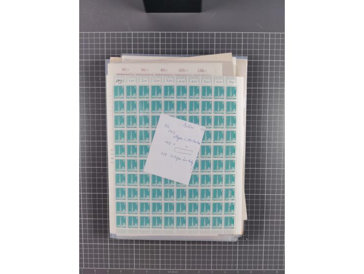 1923/1962, meist postfrischer reichhaltiger Bestand ab Danzig mit einem guten Teil Berlin bis Bundesrepublik, dabei Bögen und