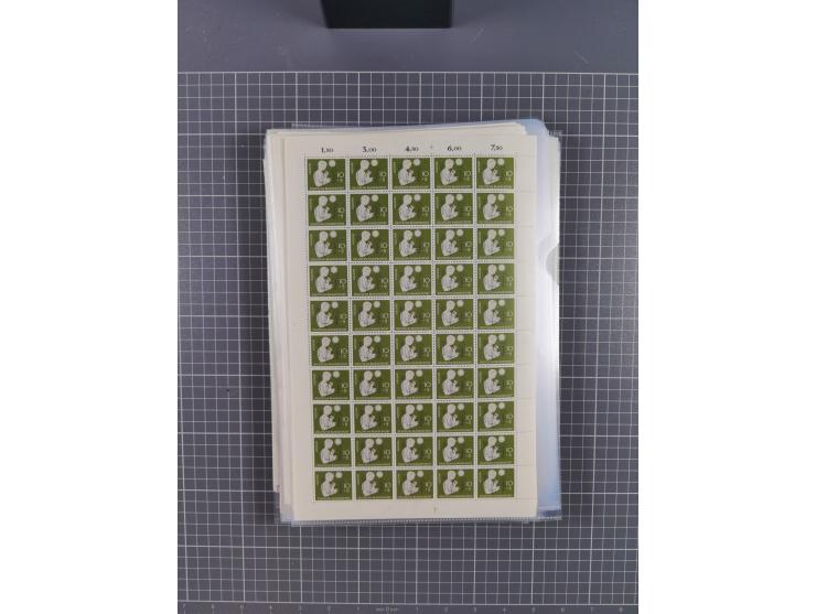 1923/1962, meist postfrischer reichhaltiger Bestand ab Danzig mit einem guten Teil Berlin bis Bundesrepublik, dabei Bögen und