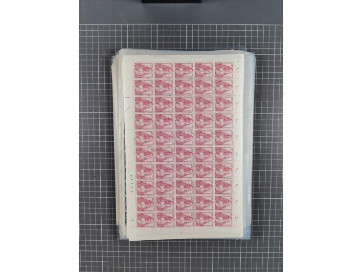 1923/1962, meist postfrischer reichhaltiger Bestand ab Danzig mit einem guten Teil Berlin bis Bundesrepublik, dabei Bögen und