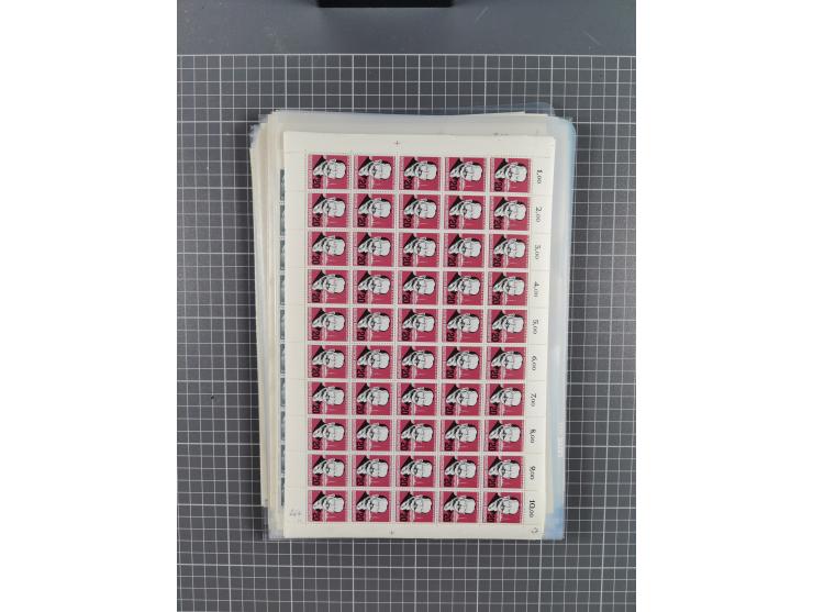 1923/1962, meist postfrischer reichhaltiger Bestand ab Danzig mit einem guten Teil Berlin bis Bundesrepublik, dabei Bögen und