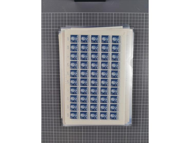 1923/1962, meist postfrischer reichhaltiger Bestand ab Danzig mit einem guten Teil Berlin bis Bundesrepublik, dabei Bögen und