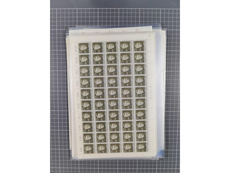 1923/1962, meist postfrischer reichhaltiger Bestand ab Danzig mit einem guten Teil Berlin bis Bundesrepublik, dabei Bögen und