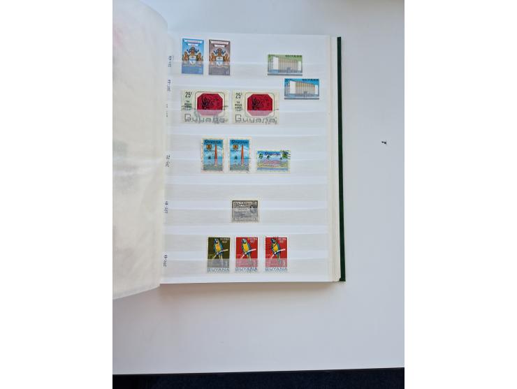 1865/1990 (ca.), Ecuador to Paraguay, interesting mint never hinged/unused and used collection, including Officials and Posta