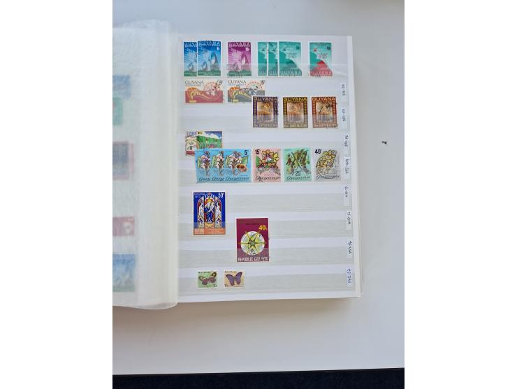 1865/1990 (ca.), Ecuador to Paraguay, interesting mint never hinged/unused and used collection, including Officials and Posta