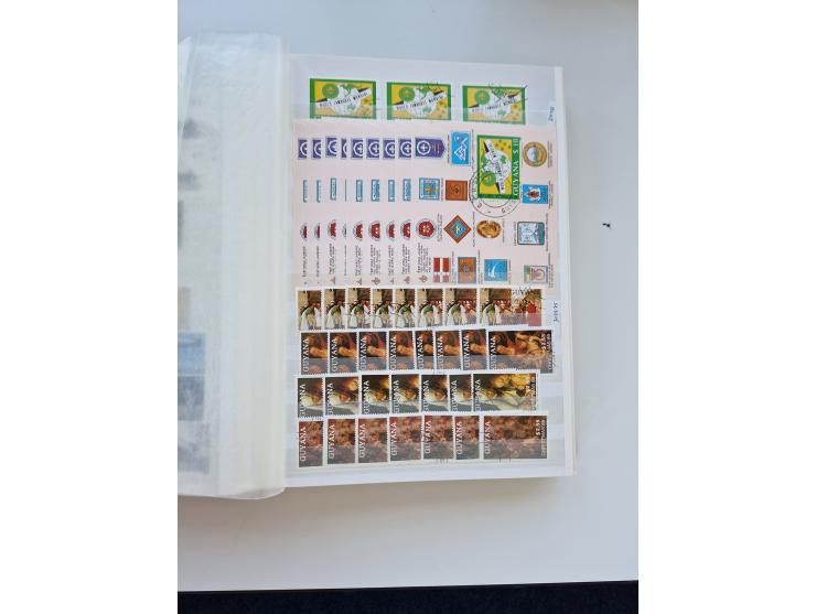 1865/1990 (ca.), Ecuador to Paraguay, interesting mint never hinged/unused and used collection, including Officials and Posta