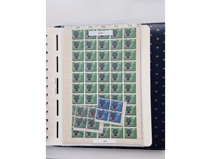 1949/90, umfangreiche Sammlung “Erst- und Letzttage” mit vielen losen Marken, Einheiten, kpl. Bogen, schönen Briefstücken, Br