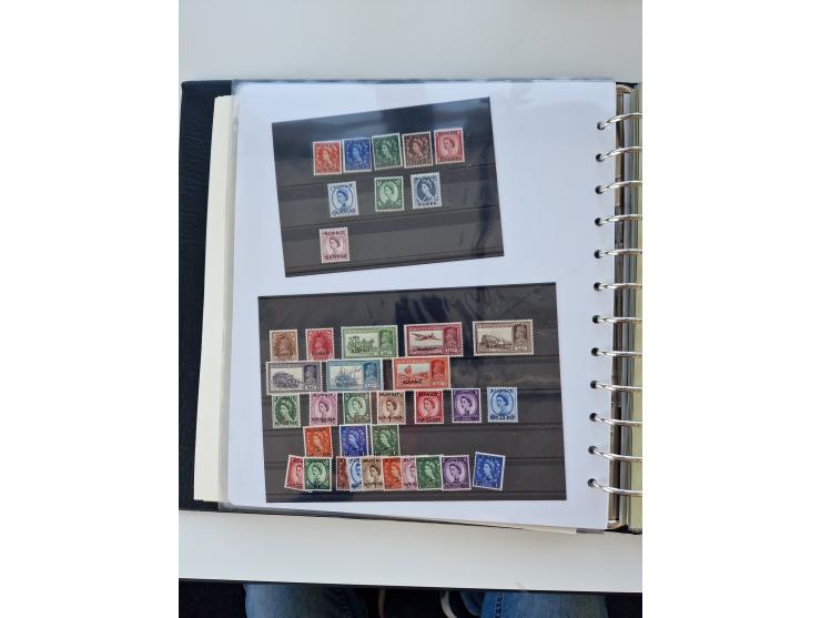 1923/61, mostly unmounted mint and unused collection incl. official stamps and duplicate, some better and complete sets, with