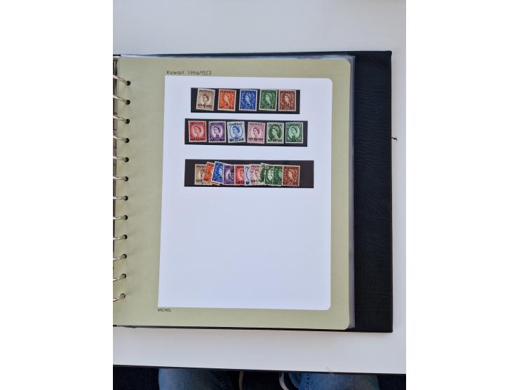 1923/61, mostly unmounted mint and unused collection incl. official stamps and duplicate, some better and complete sets, with