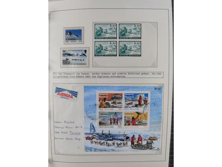 HUNDE: 1894/1992 (ca.), interessante Ausstellungssammlung “Schlittenhunde im Einsatz”, mit vielen Marken, FDCs, Schmuckbriefe