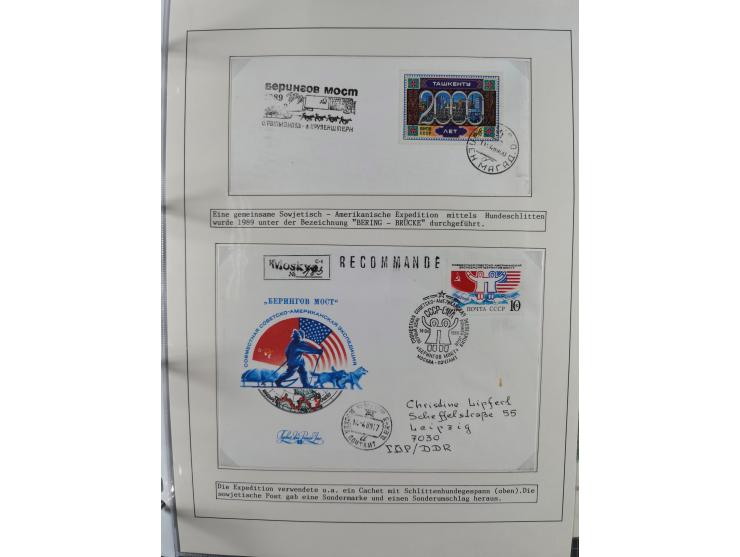 HUNDE: 1894/1992 (ca.), interessante Ausstellungssammlung “Schlittenhunde im Einsatz”, mit vielen Marken, FDCs, Schmuckbriefe