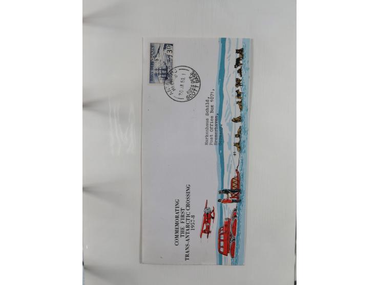 HUNDE: 1894/1992 (ca.), interessante Ausstellungssammlung “Schlittenhunde im Einsatz”, mit vielen Marken, FDCs, Schmuckbriefe