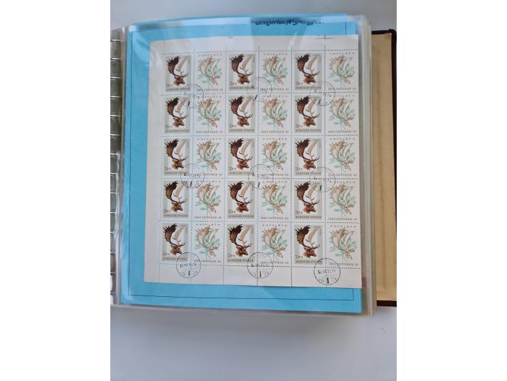 1918/88, nine albums with complete sheets and parts of sheets, unmounted mint and used with complete sets, motifs, postage du