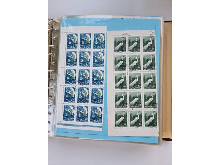 1918/88, nine albums with complete sheets and parts of sheets, unmounted mint and used with complete sets, motifs, postage du