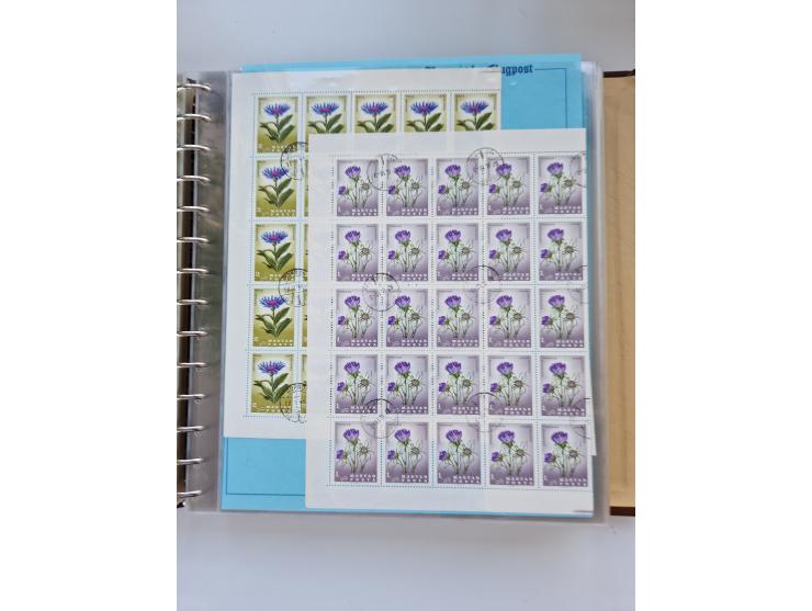 1918/88, nine albums with complete sheets and parts of sheets, unmounted mint and used with complete sets, motifs, postage du