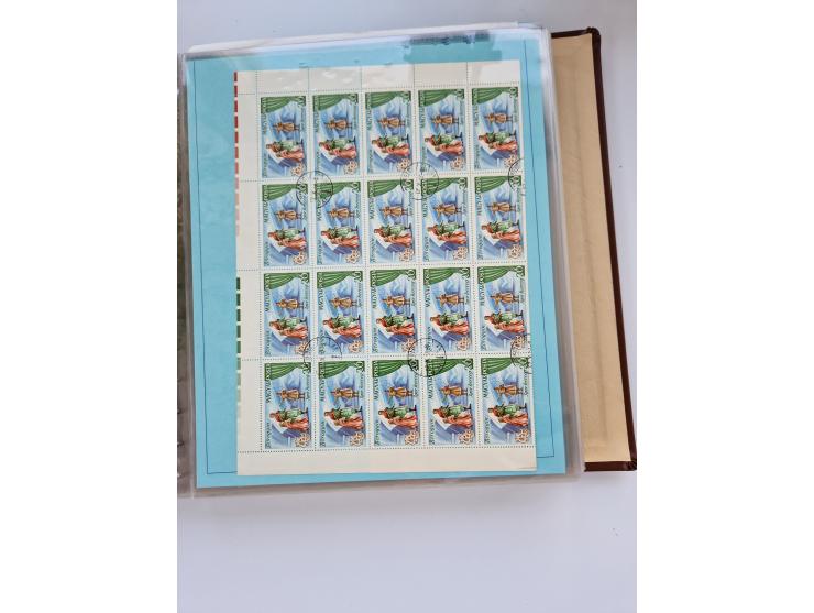1918/88, nine albums with complete sheets and parts of sheets, unmounted mint and used with complete sets, motifs, postage du
