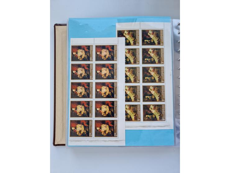 1918/88, nine albums with complete sheets and parts of sheets, unmounted mint and used with complete sets, motifs, postage du