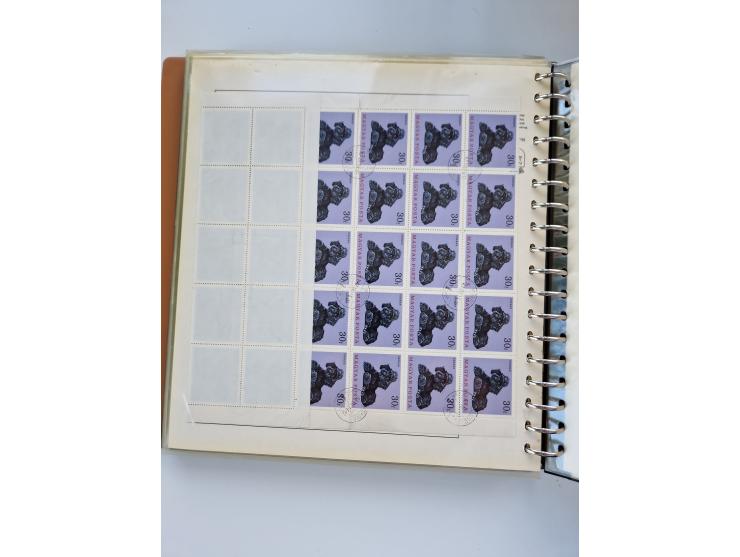 1918/88, nine albums with complete sheets and parts of sheets, unmounted mint and used with complete sets, motifs, postage du