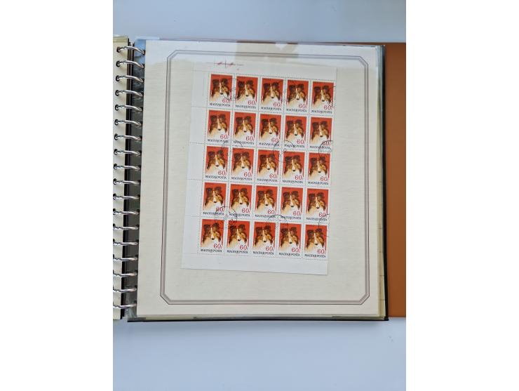 1918/88, nine albums with complete sheets and parts of sheets, unmounted mint and used with complete sets, motifs, postage du
