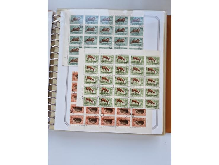 1918/88, nine albums with complete sheets and parts of sheets, unmounted mint and used with complete sets, motifs, postage du