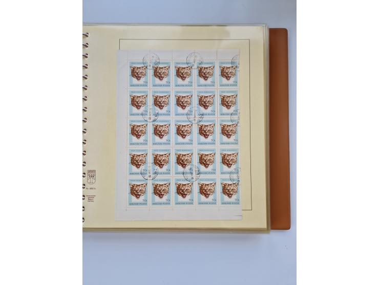 1918/88, nine albums with complete sheets and parts of sheets, unmounted mint and used with complete sets, motifs, postage du