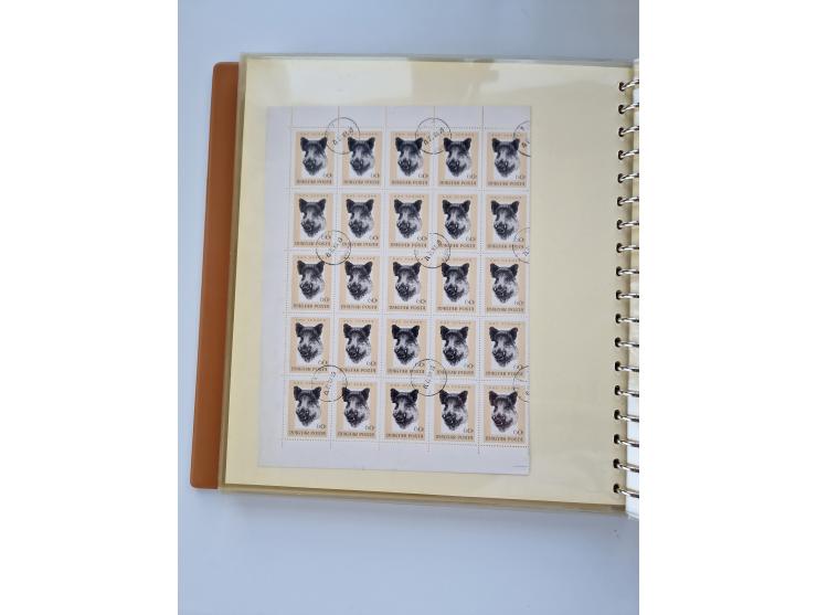 1918/88, nine albums with complete sheets and parts of sheets, unmounted mint and used with complete sets, motifs, postage du