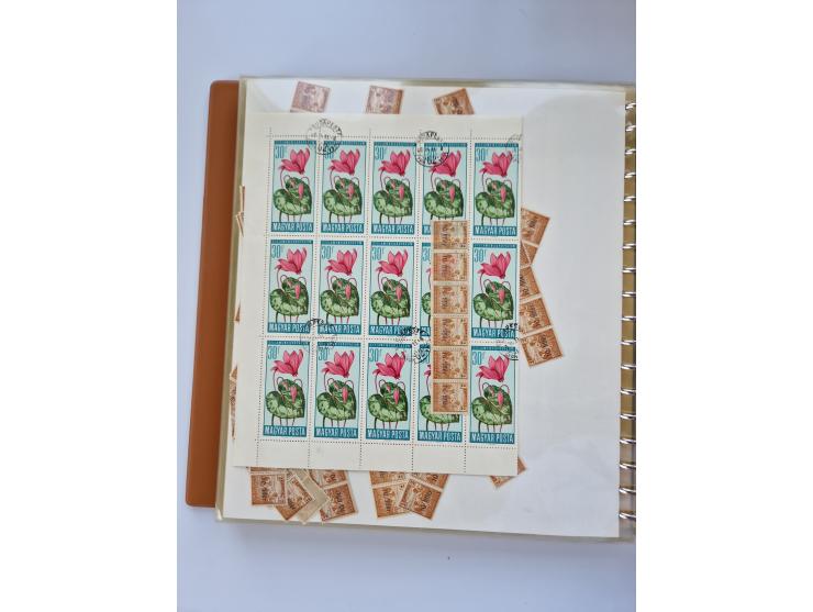 1918/88, nine albums with complete sheets and parts of sheets, unmounted mint and used with complete sets, motifs, postage du