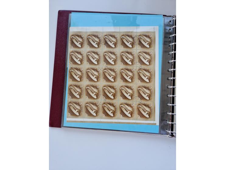 1918/88, nine albums with complete sheets and parts of sheets, unmounted mint and used with complete sets, motifs, postage du