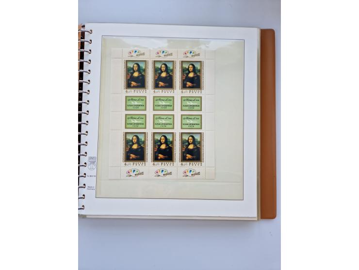 1918/88, nine albums with complete sheets and parts of sheets, unmounted mint and used with complete sets, motifs, postage du
